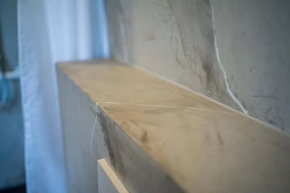 Detail einer fugenlosen Ablage